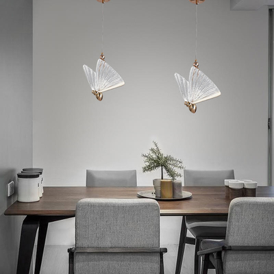 Materiał szklany 3D Lampa wisząca LED Dekoracja motyla do restauracji